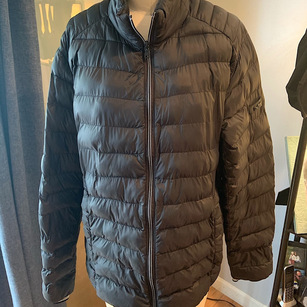 Michel Kors Sporty and Stylish Puffer full zip